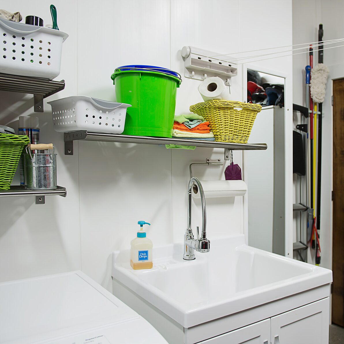 Trusscore Wall&CeilingBoard in a laundry room