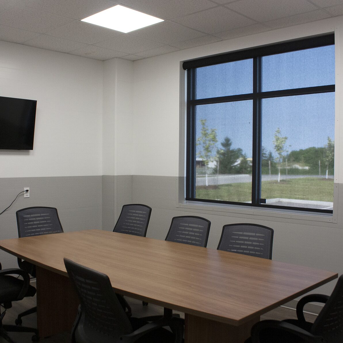 Trusscore wall&ceilingboard white and gray installed in commercial office