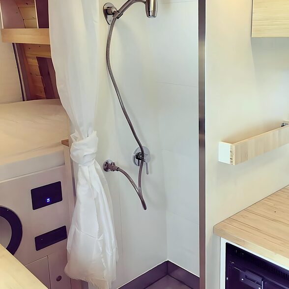 Trusscore Wall&CeilingBoard in RV Shower