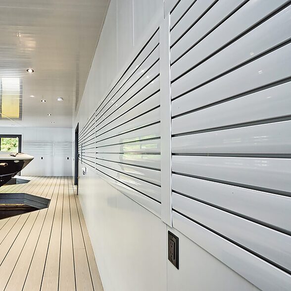 Trusscore Wall&CeilingBoard and Trusscore SlatWall in Boathouse