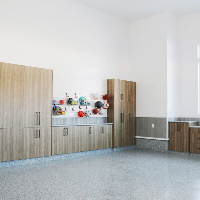 Should I Choose Built-In or Modular Cabinetry?