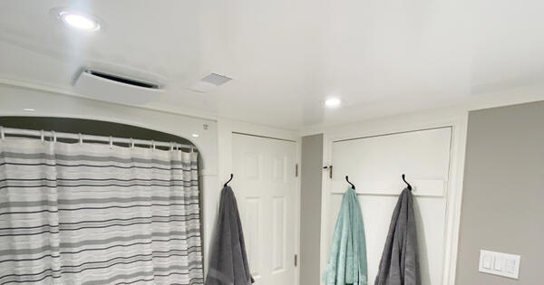 Detecting and Preventing Mold Growth on Your Bathroom Ceiling 
