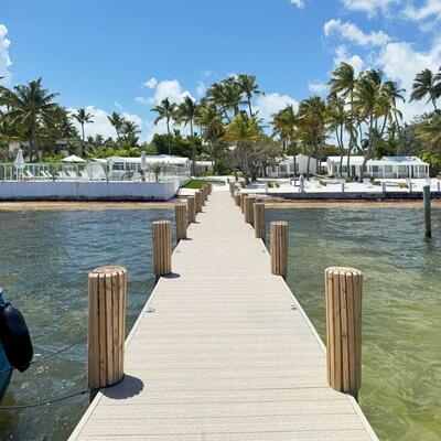 Pines & Palms Resort