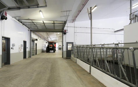 Trusscore Wall&CeilingBoard in a Agricultural Dairy Facility