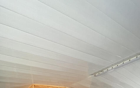 Wall&CeilingBoard in an Agricultural Horse Stable Wall&CeilingBoard in an Agricultural Horse Stable
