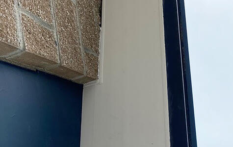 Trusscore Wall&CeilingBoard Soffit on Commercial Building