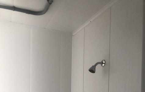 Trusscore Wall&CeilingBoard in a Commercial Washroom