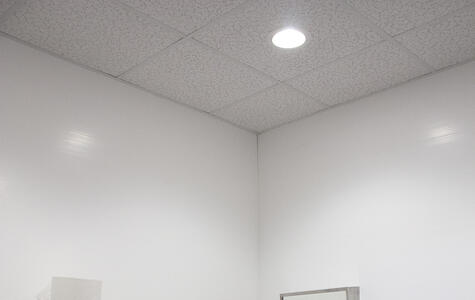 Trusscore Wall&CeilingBoard in Commercial Office Bathroom