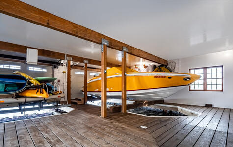 Trusscore Wall&CeilingBoard and SlatWall in Residential Boathouse