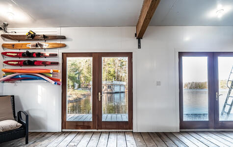 Trusscore Wall&CeilingBoard and SlatWall in Residential Boathouse