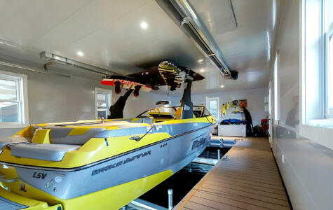 Trusscore Wall&CeilingBoard and Trusscore SlatWall in a Boathouse