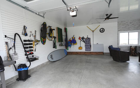Trusscore Wall&CeilingBoard and SlatWall in Residential Boathouse