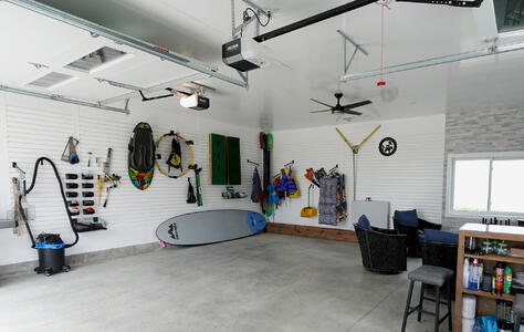 Trusscore Wall&CeilingBoard and SlatWall in Residential Boathouse