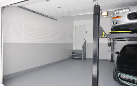 Trusscore Wall&CeilingBoard and Trusscore SlatWall in a Residential Garage