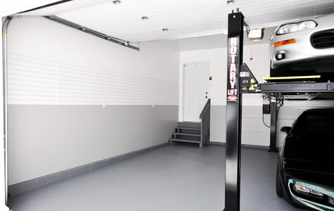 Trusscore Wall&CeilingBoard et SlatWall dans un garage résidentiel