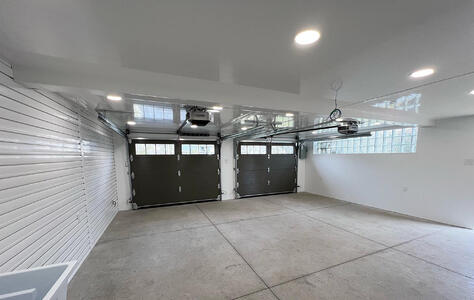 Trusscore Wall&CeilingBoard in a Residential Garage