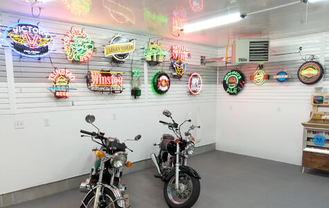 Trusscore Wall&CeilingBoard and Trusscore SlatWall in Residential Garage