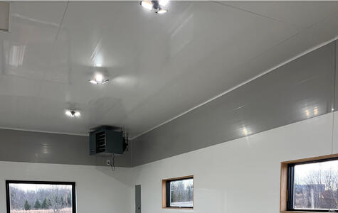 Trusscore Wall&CeilingBoard in a Residential Garage