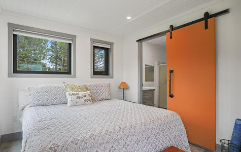 Trusscore Wall&CeilingBoard in a Residential Bedroom